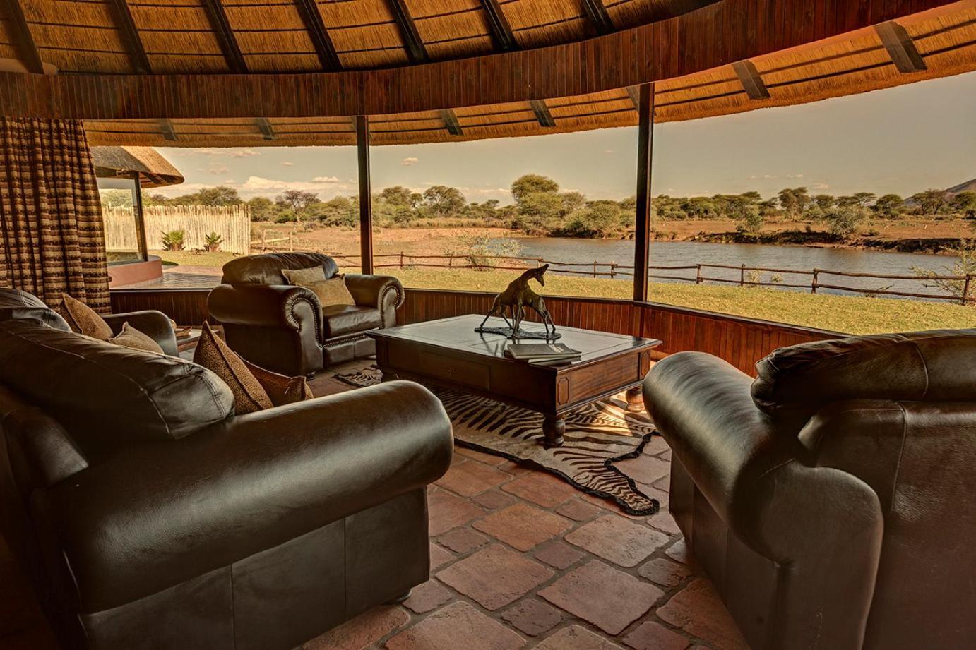 Mount Etjo Safari Lodge Kalkfeld Ngoại thất bức ảnh